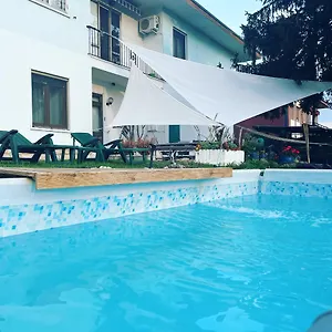 villa-ruggiero.hotelinveneto.com/