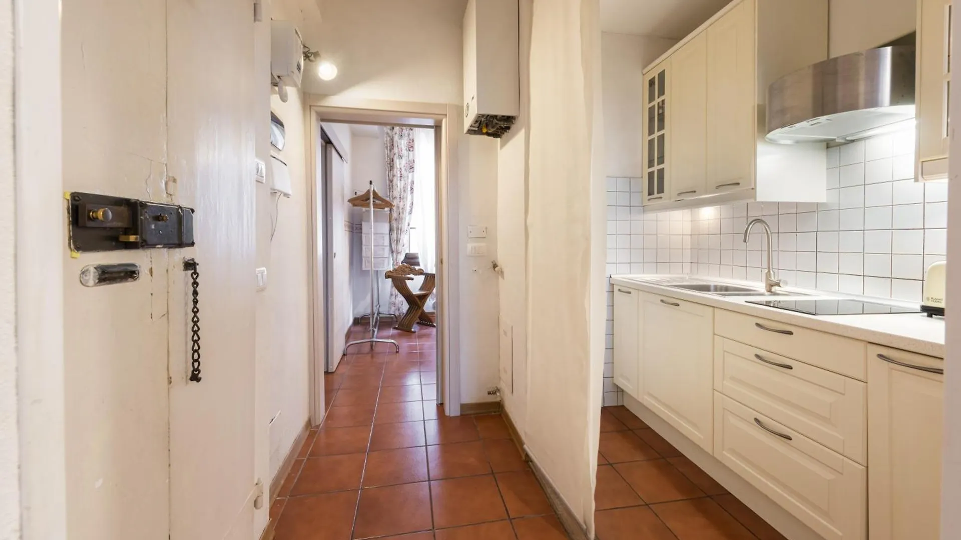 Grazioso Appartamento In Oltrarno A Firenze Italy